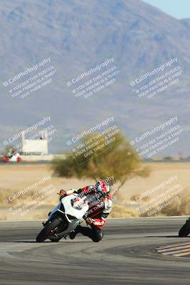 media/Feb-04-2024-SoCal Trackdays (Sun) [[91d6515b1d]]/9-Turn 15 (130pm)/